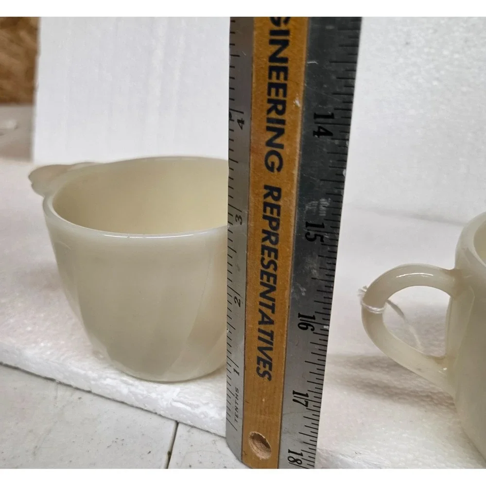 Old 1930's Fire King Glass Swirl Off-White Ivory Antique Cream and Sugar Set - Picture 9 of 11